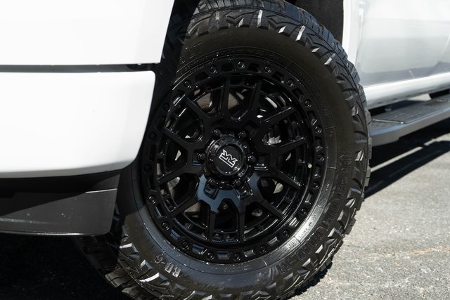 2024 Chevrolet Silverado 1500 RST photo 2