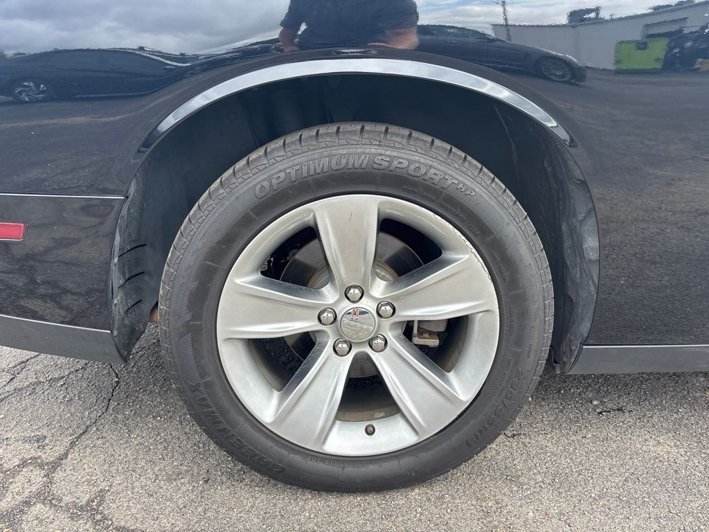 2020 Dodge Challenger SXT photo 4