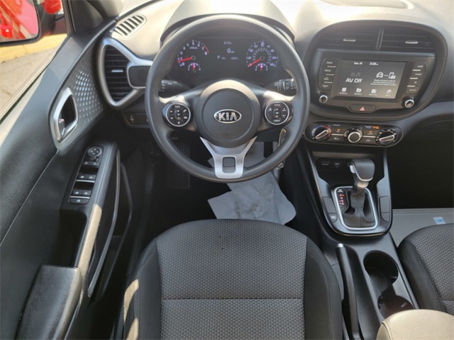 2020 Kia Soul LX photo 25