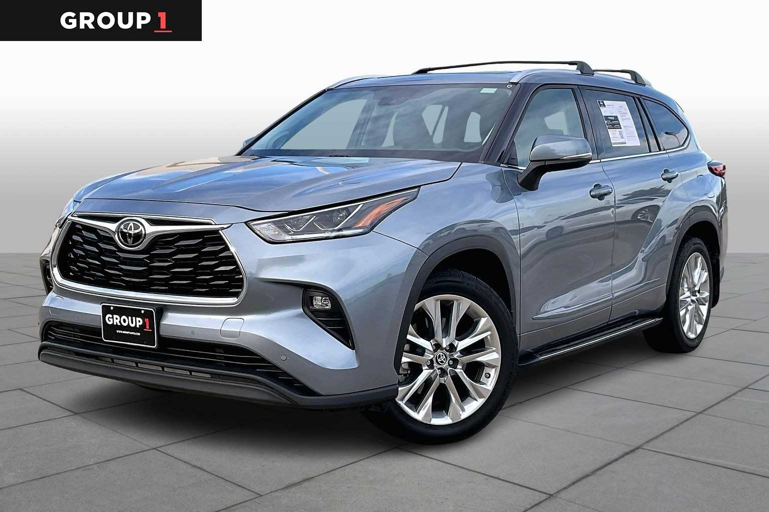 2021 Toyota Highlander Limited's photo