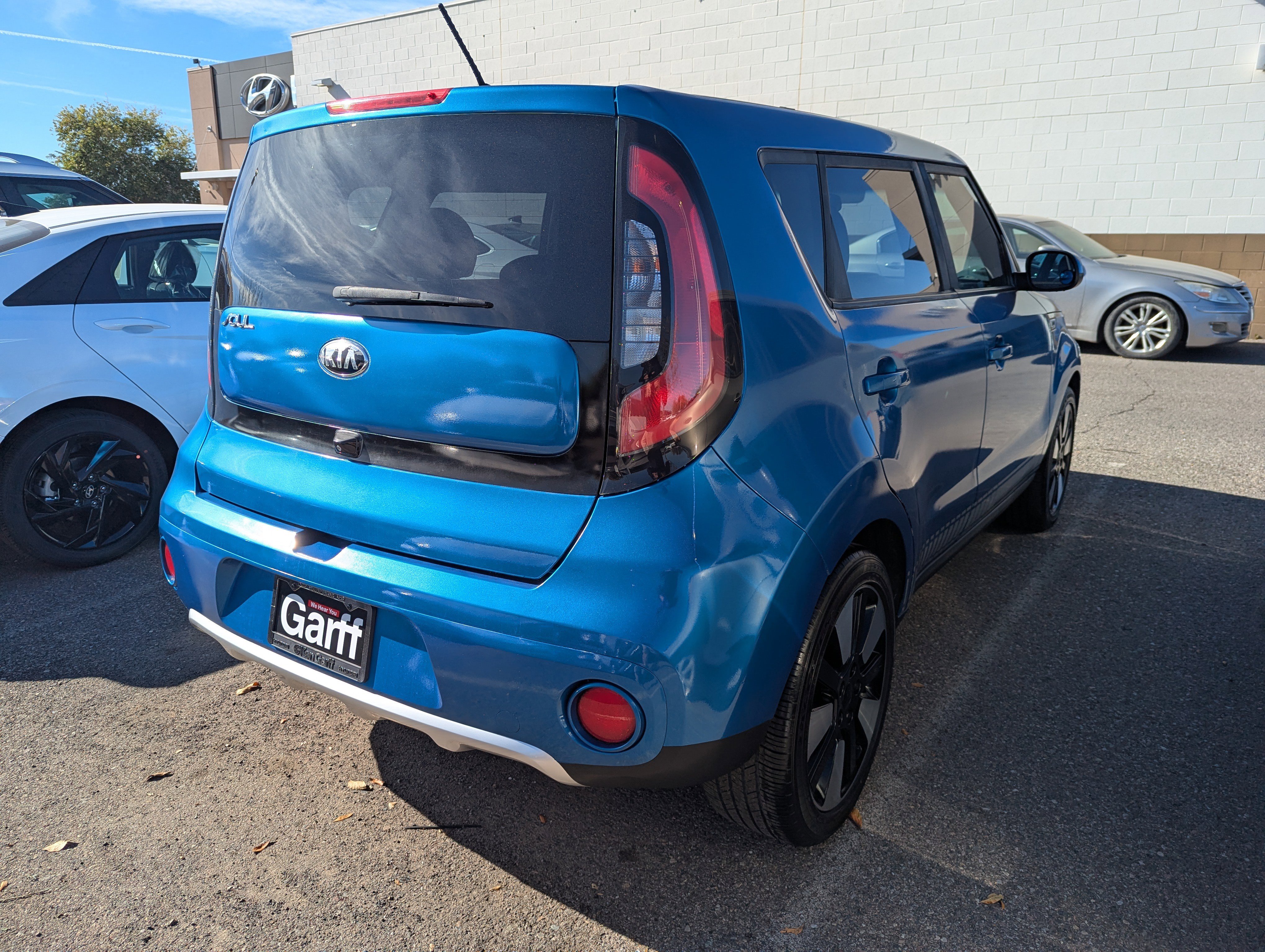 Used 2018 Kia Soul + with VIN KNDJP3A52J7563488 for sale in Surprise, AZ