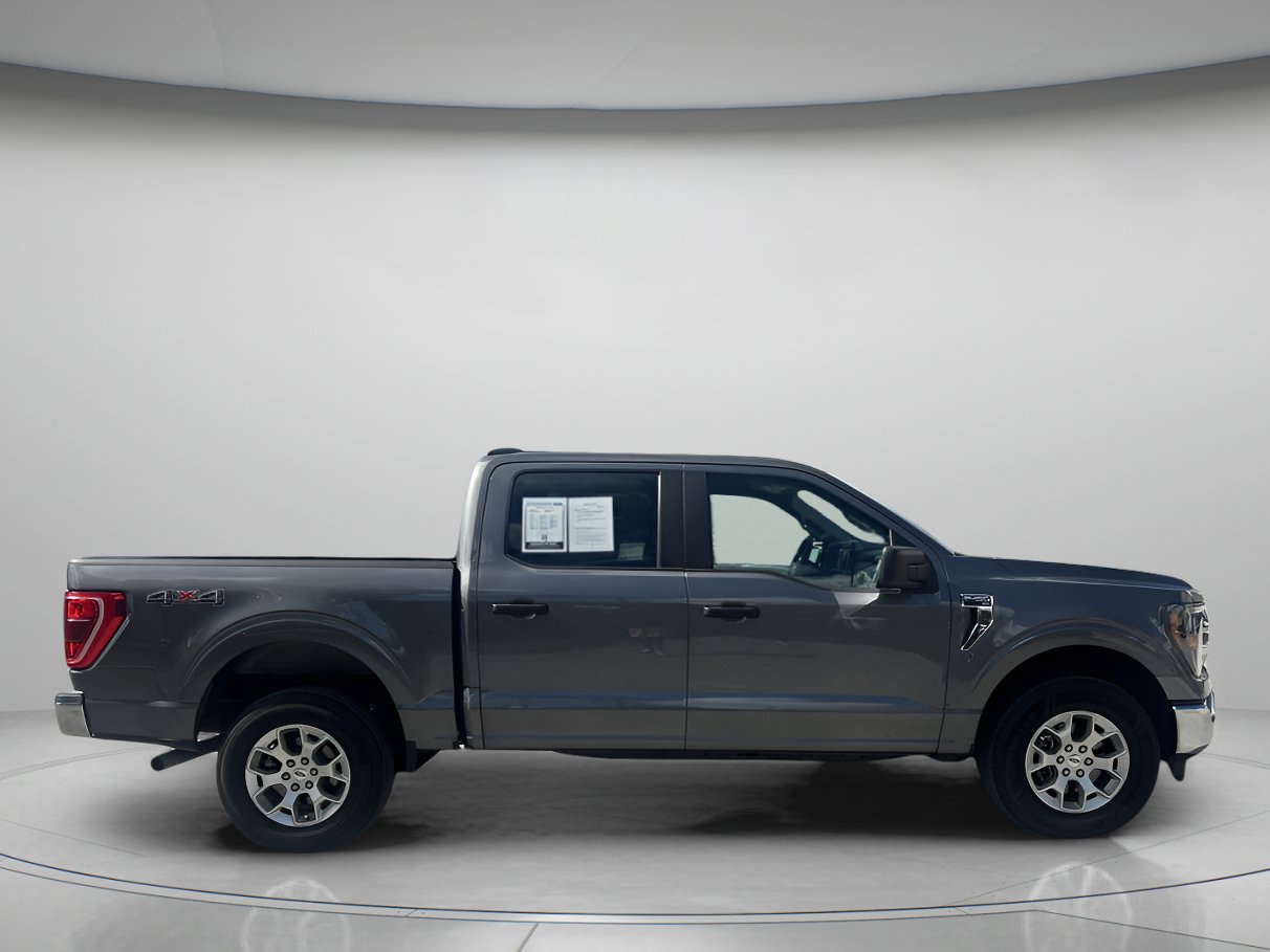 2023 Ford F-150 XLT photo 2