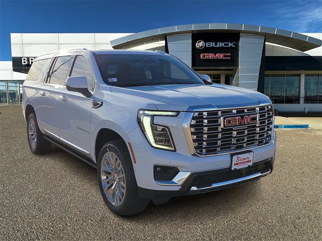 2026 GMC Yukon XL Denali's photo