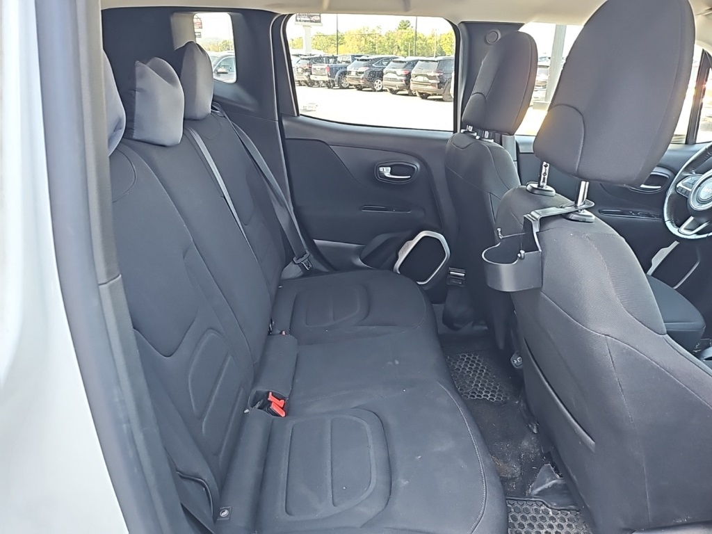 2019 Jeep Renegade Latitude photo 17