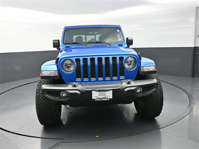 2021 Jeep Gladiator Willys photo 2