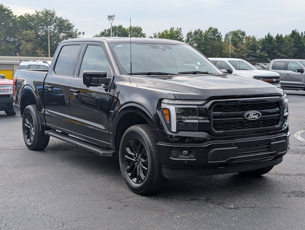 2025 Ford F-150 Lariat photo 2