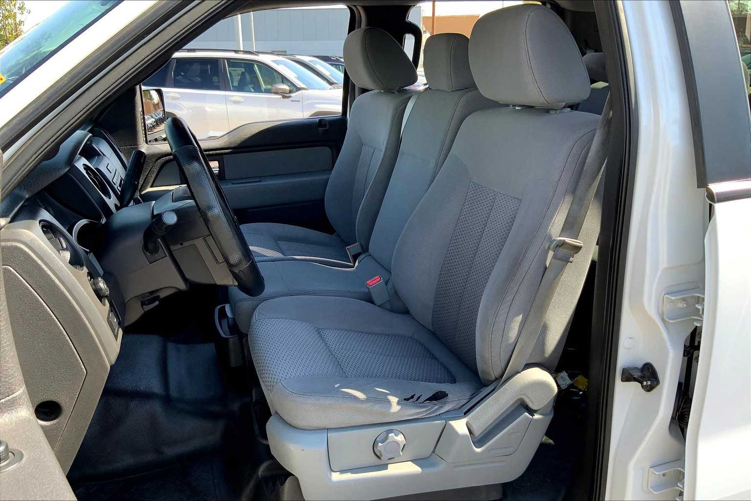 2014 Ford F-150 XL photo 7