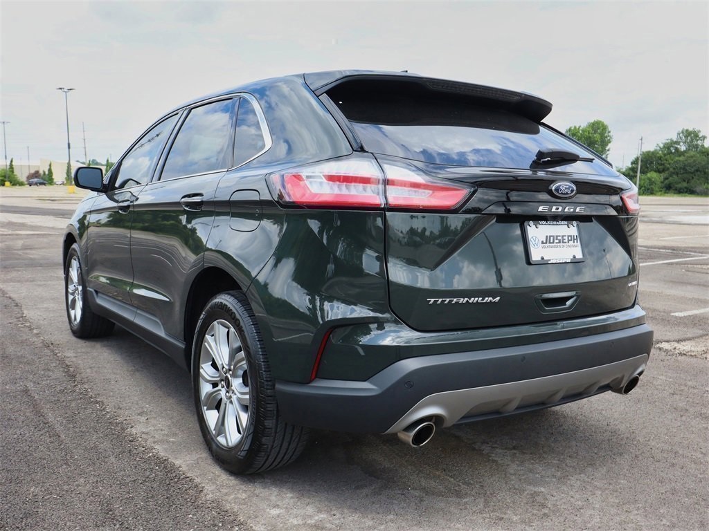 2024 Ford Edge Titanium photo 3