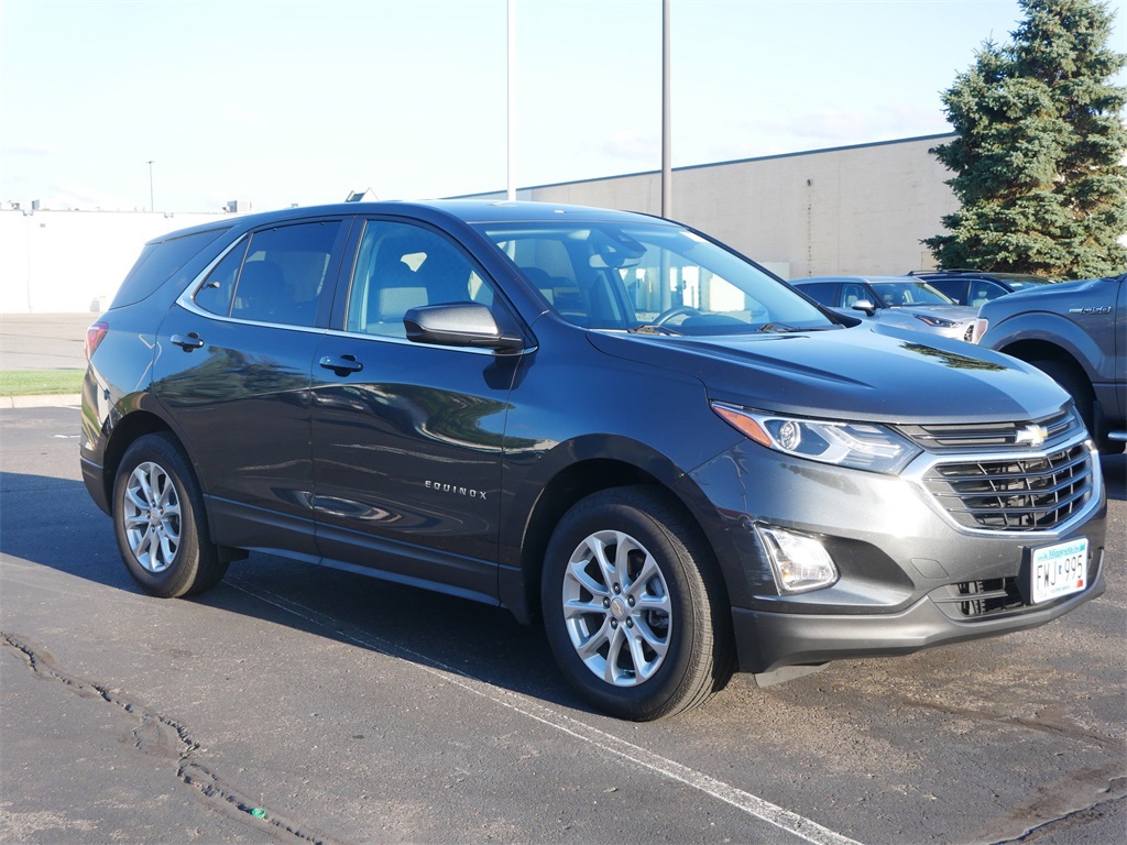 Used 2021 Chevrolet Equinox LT with VIN 2GNAXUEVXM6117892 for sale in Minneapolis, Minnesota