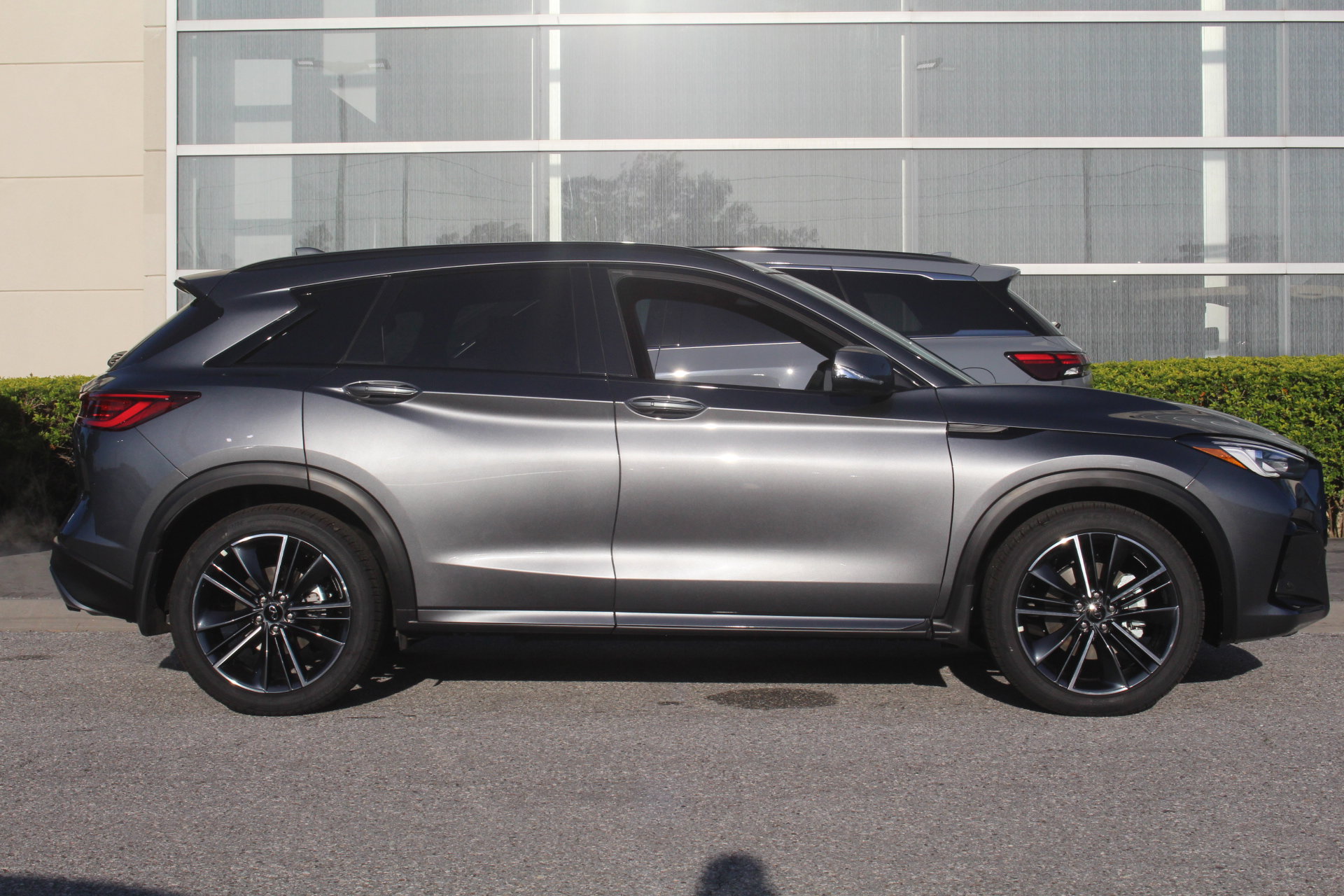 2025 Infiniti QX50 SPORT photo 6