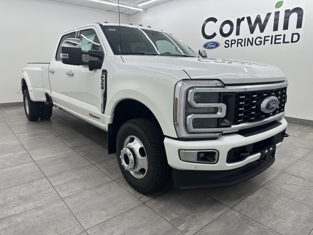 2026 Ford F-350 Platinum photo 4