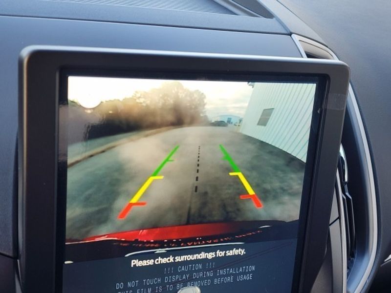 2024 Ford Edge ST-Line photo 15