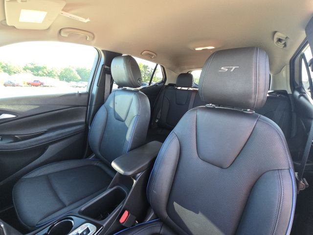 2025 Buick Encore GX Sport Touring photo 14