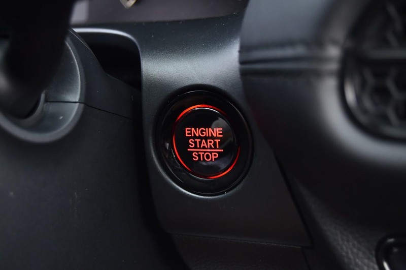 2025 Honda HR-V LX photo 14