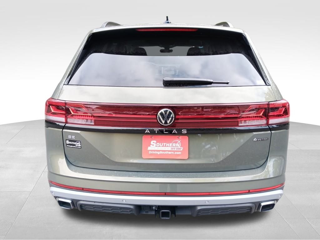 2025 Volkswagen Atlas Peak Edition photo 3