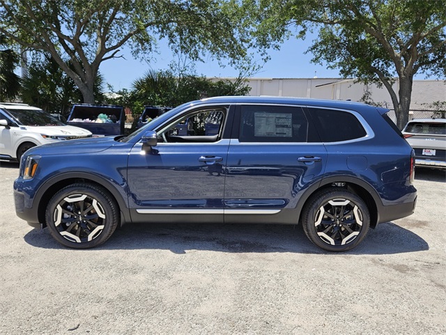 2025 Kia Telluride EX photo 3
