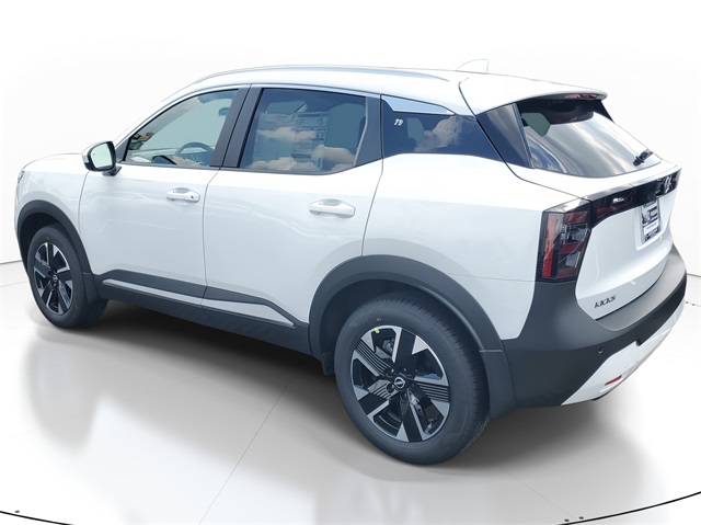 2025 Nissan Kicks SV photo 2