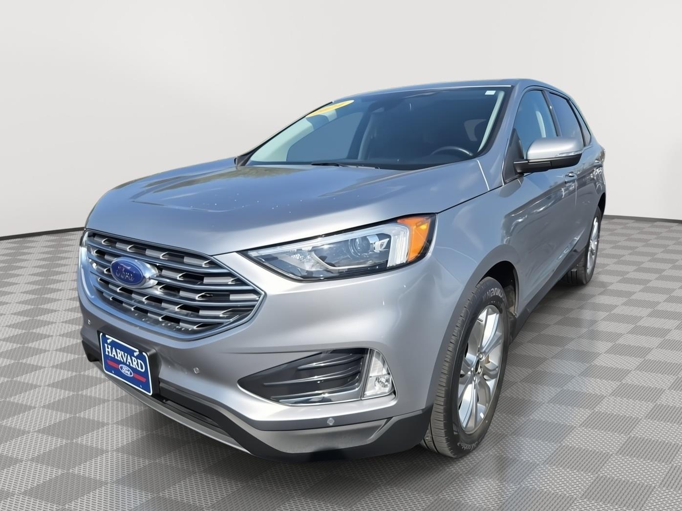 2024 Ford Edge Titanium photo 3
