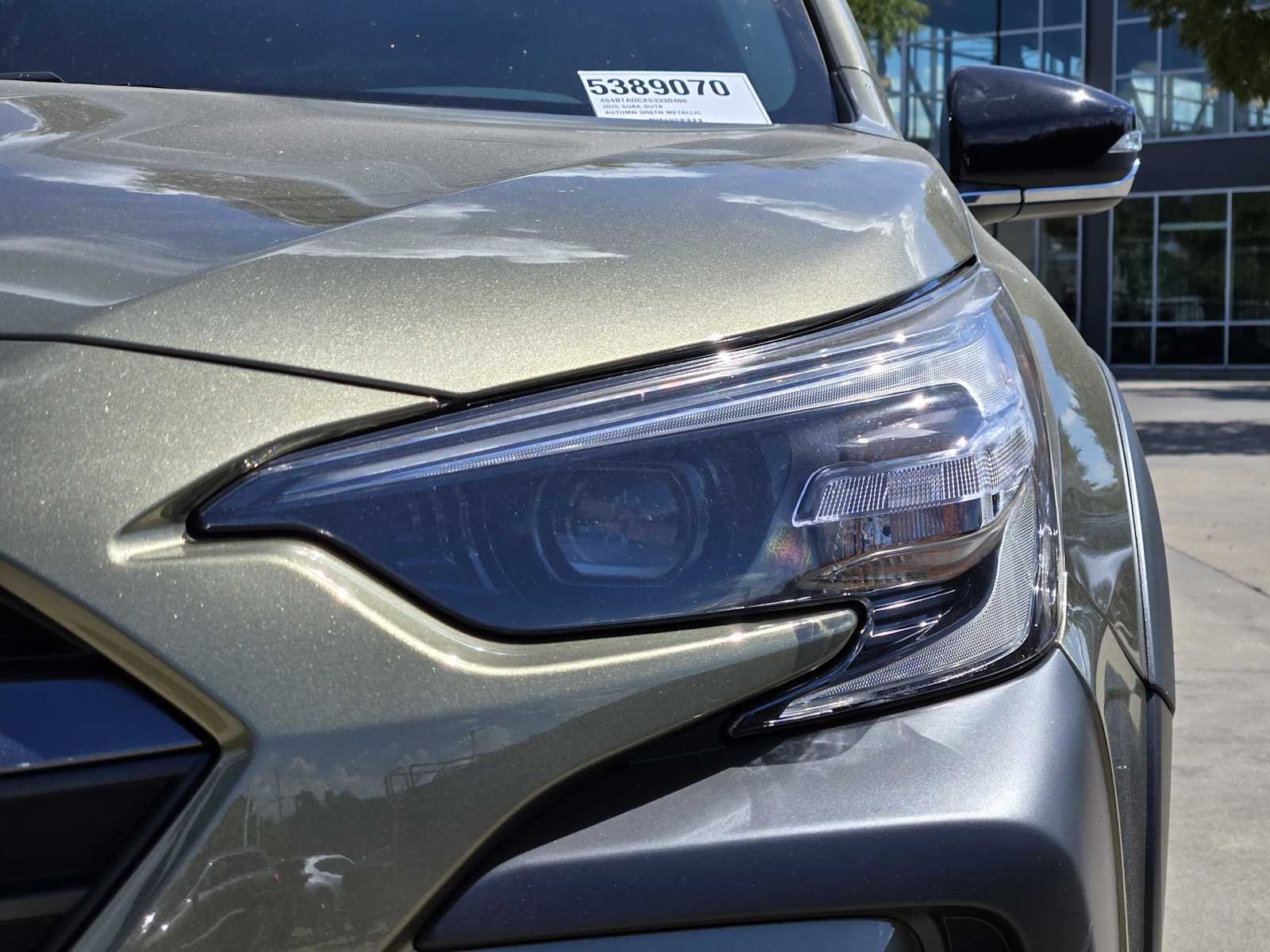 2025 Subaru Outback Premium photo 2
