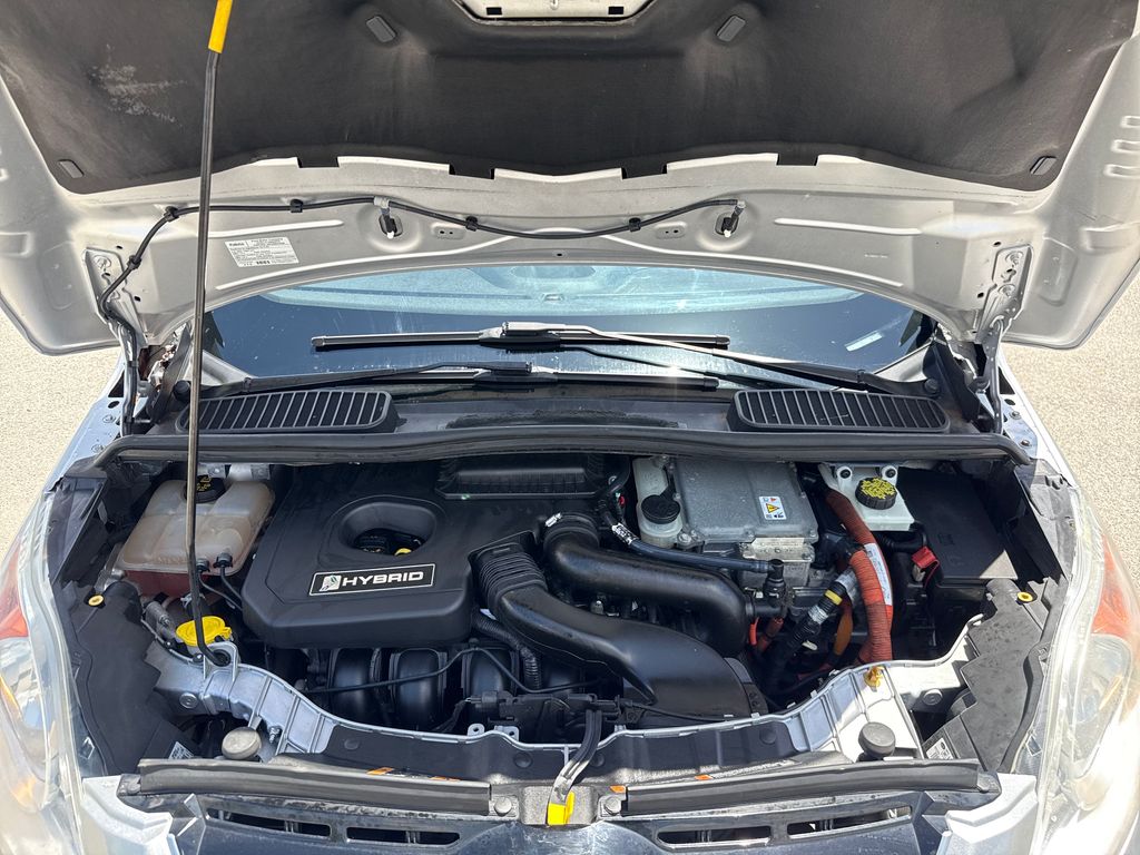 2015 Ford C-Max Hybrid SEL photo 25