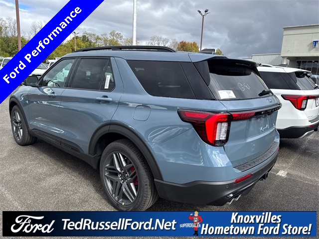 2026 Ford Explorer ST photo 3