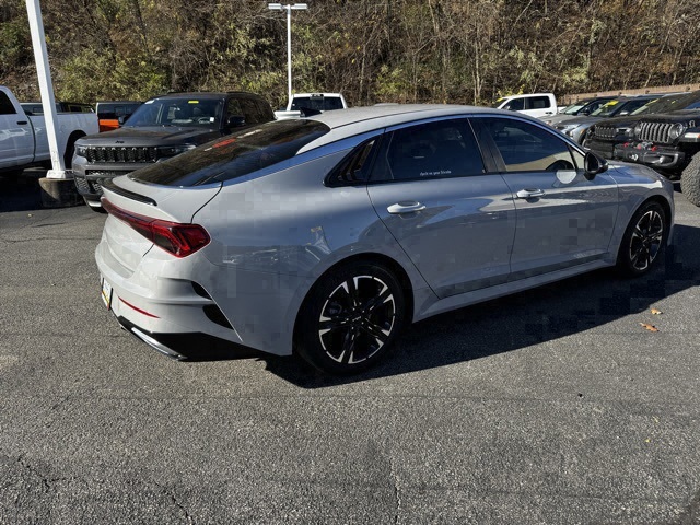 2023 Kia K5 GT-Line photo 3