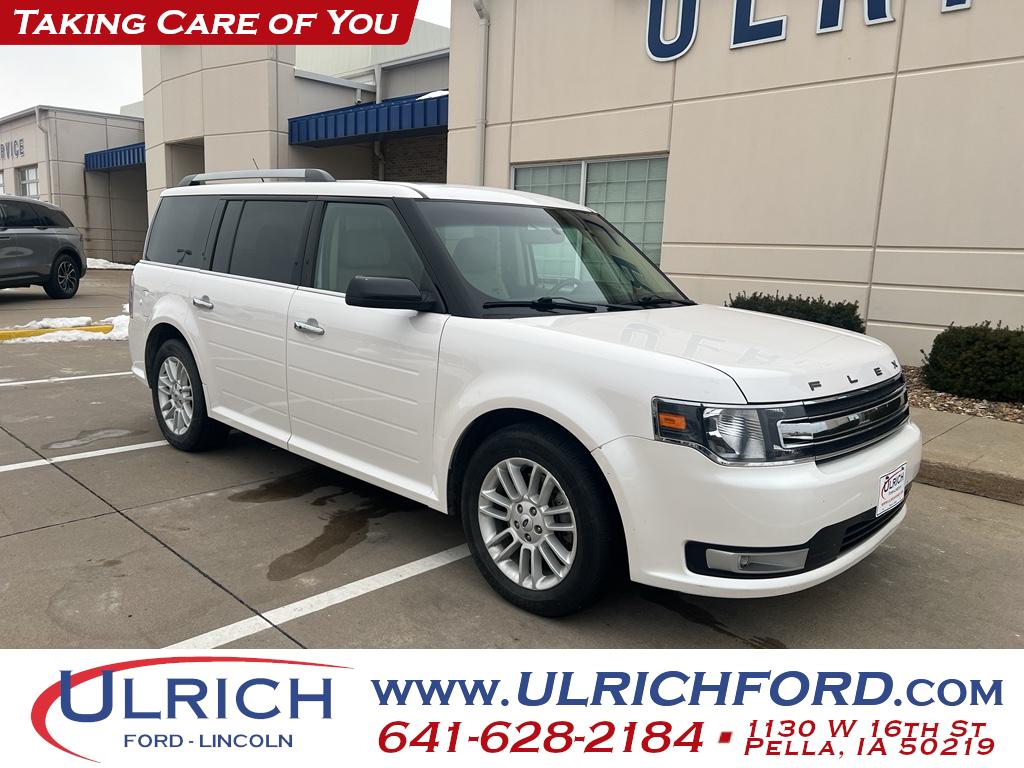 2017 Ford Flex SEL's photo