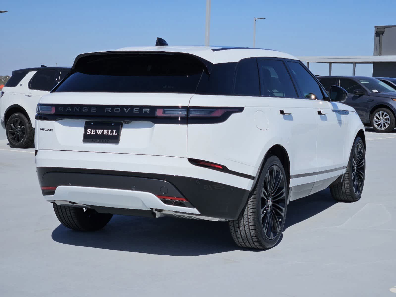 2026 Land Rover Range Rover Velar SE photo 2