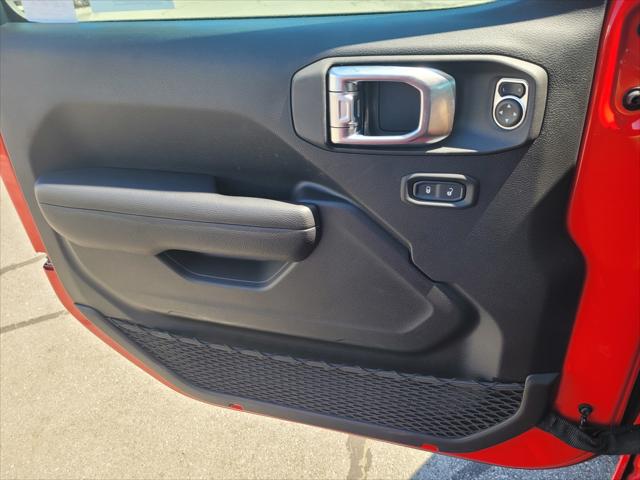 2024 Jeep Wrangler Willys 4xe photo 26