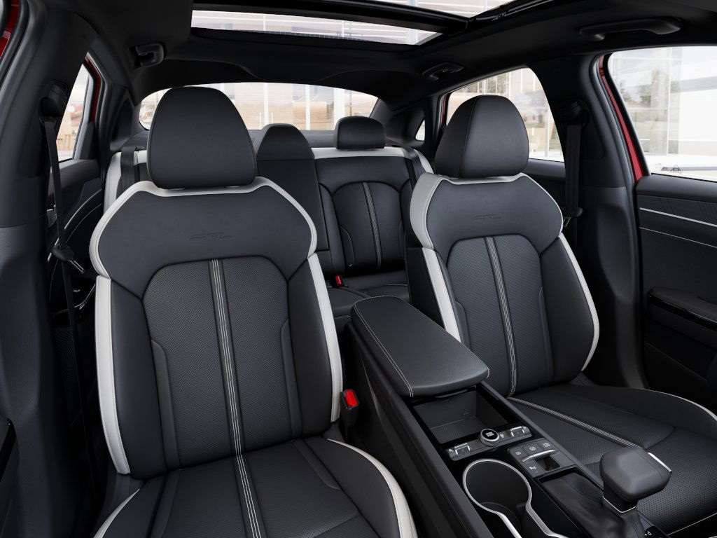 2026 Kia K5 GT-Line photo 14