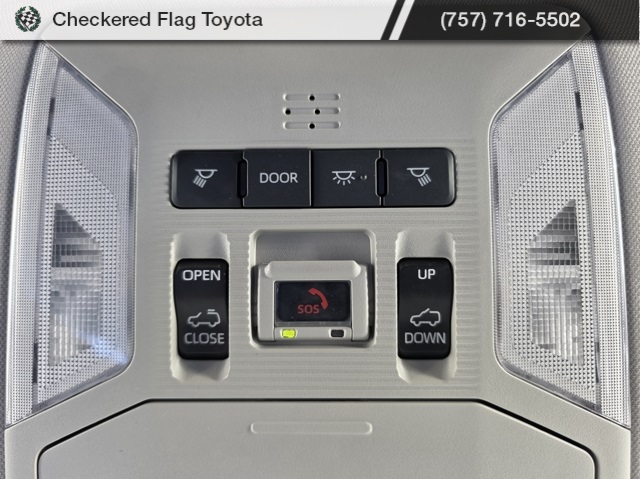 2024 Toyota RAV4 Hybrid XLE Premium photo 8