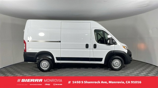 2025 RAM ProMaster Base