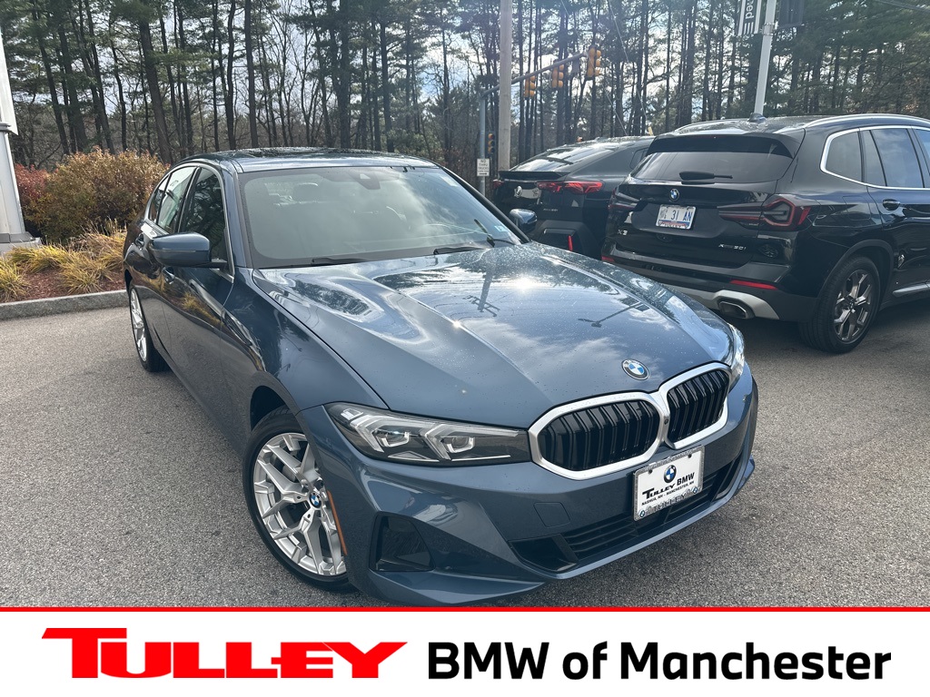 2025 BMW 3 Series 330i's photo