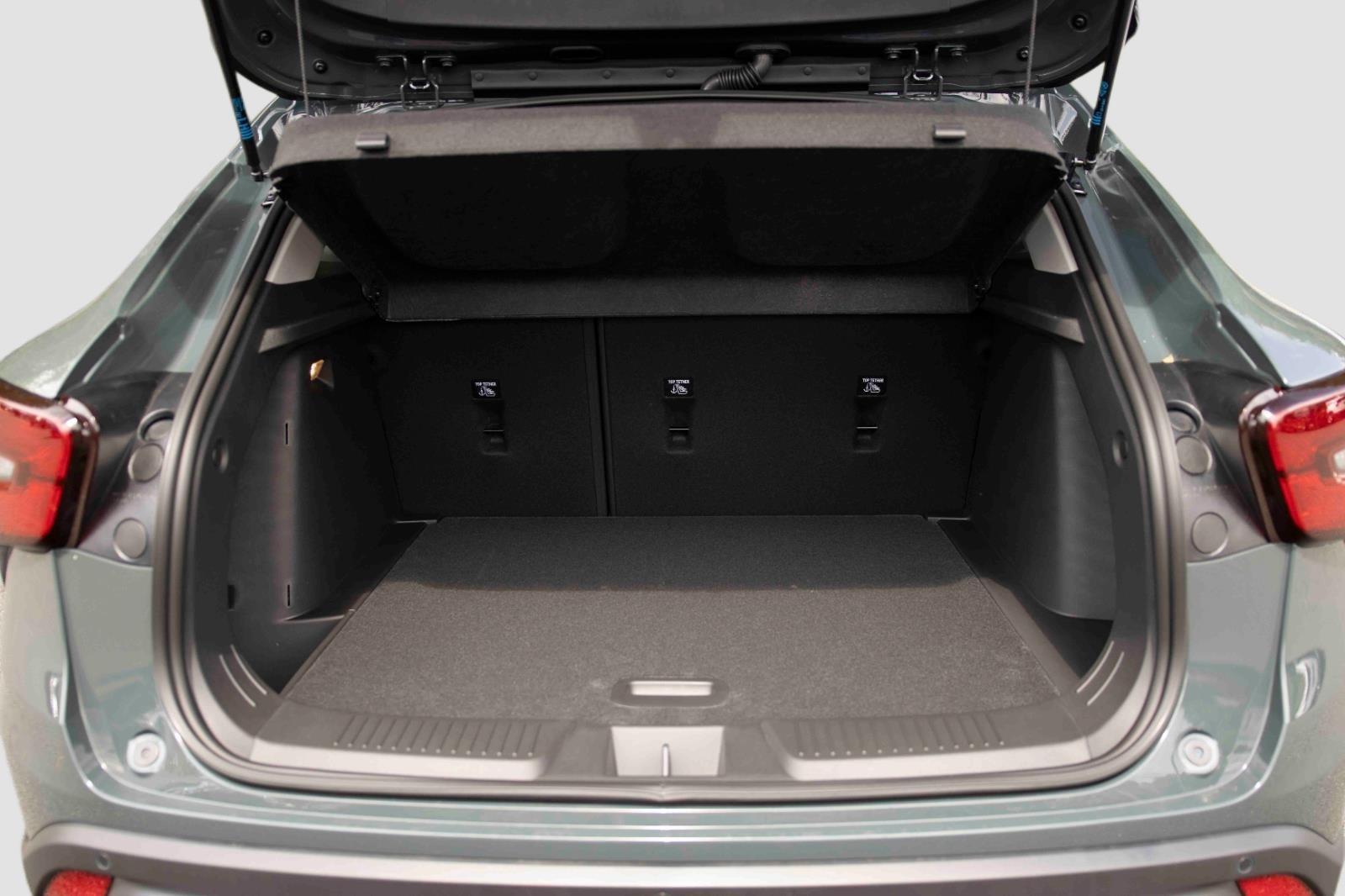 2025 Chevrolet Trax LT photo 21