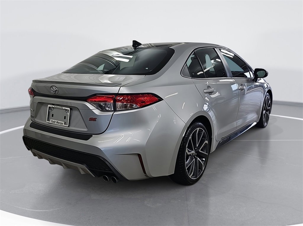 2021 Toyota Corolla SE photo 3