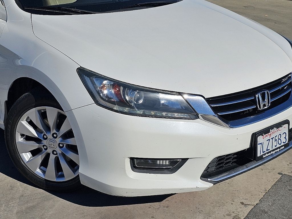 2015 Honda Accord EX-L photo 2
