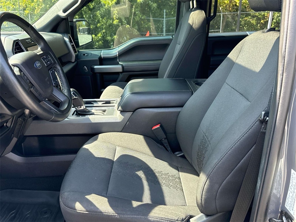2020 Ford F-150 XLT photo 14