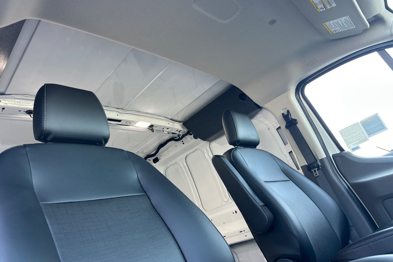 2025 Ford Transit Cargo Van photo 15
