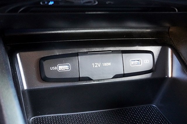 Used 2024 Blue Hyundai SE image 27