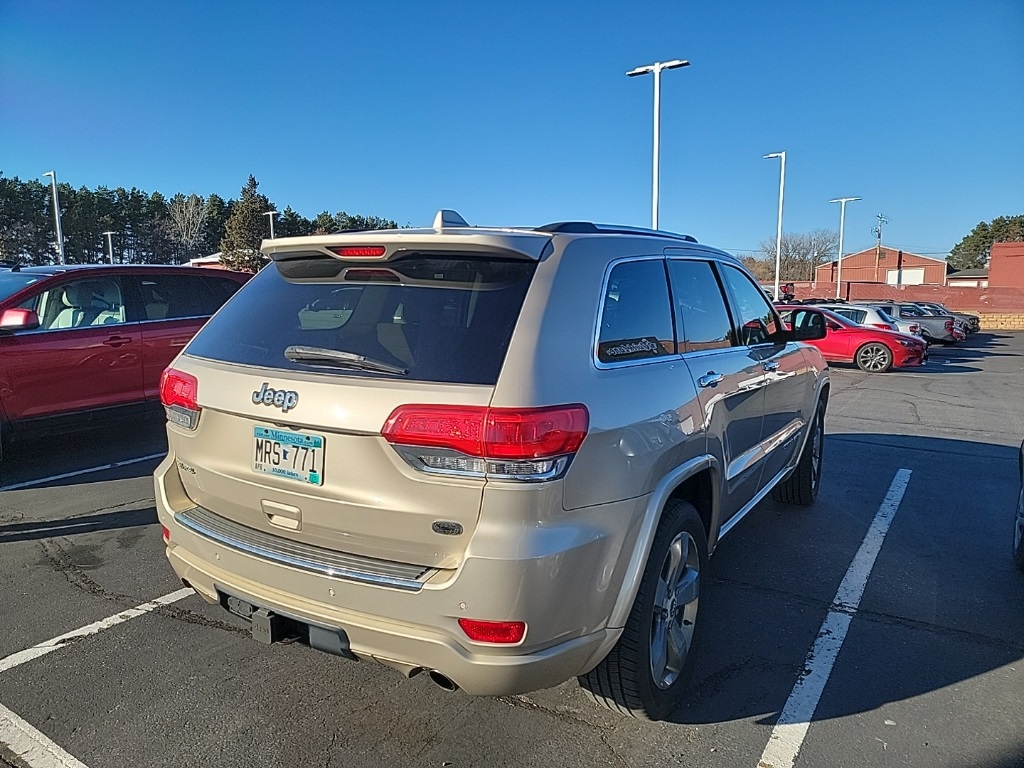 2014 Jeep Grand Cherokee Overland photo 2