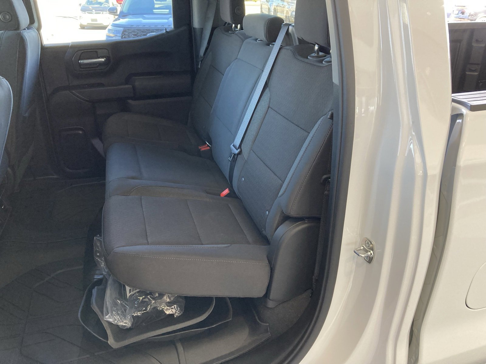 2026 Chevrolet Silverado 1500 Custom photo 31