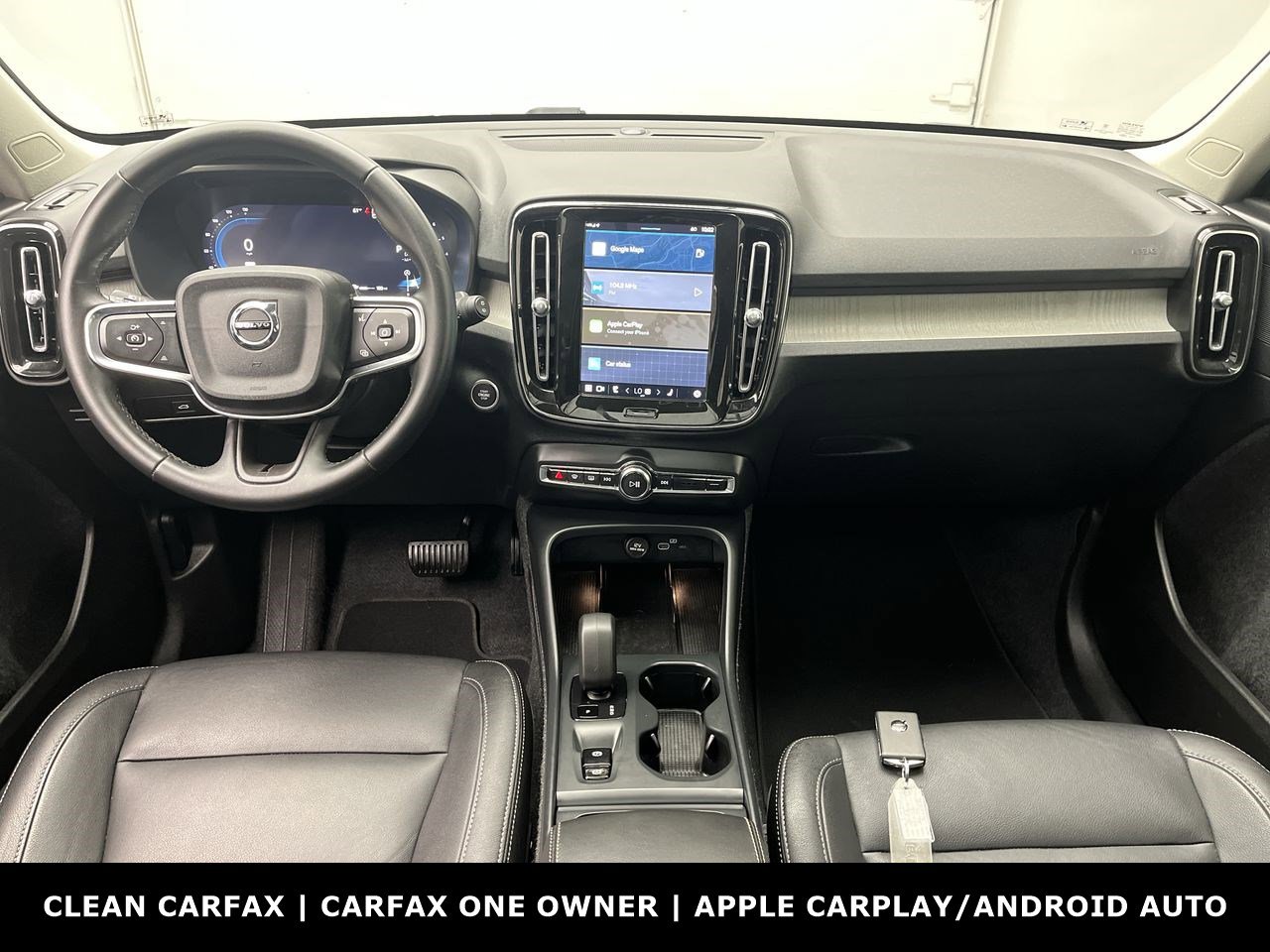 2025 Volvo XC40 Core photo 4