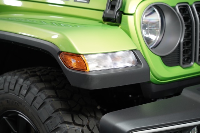 2025 Jeep Gladiator Sport photo 43