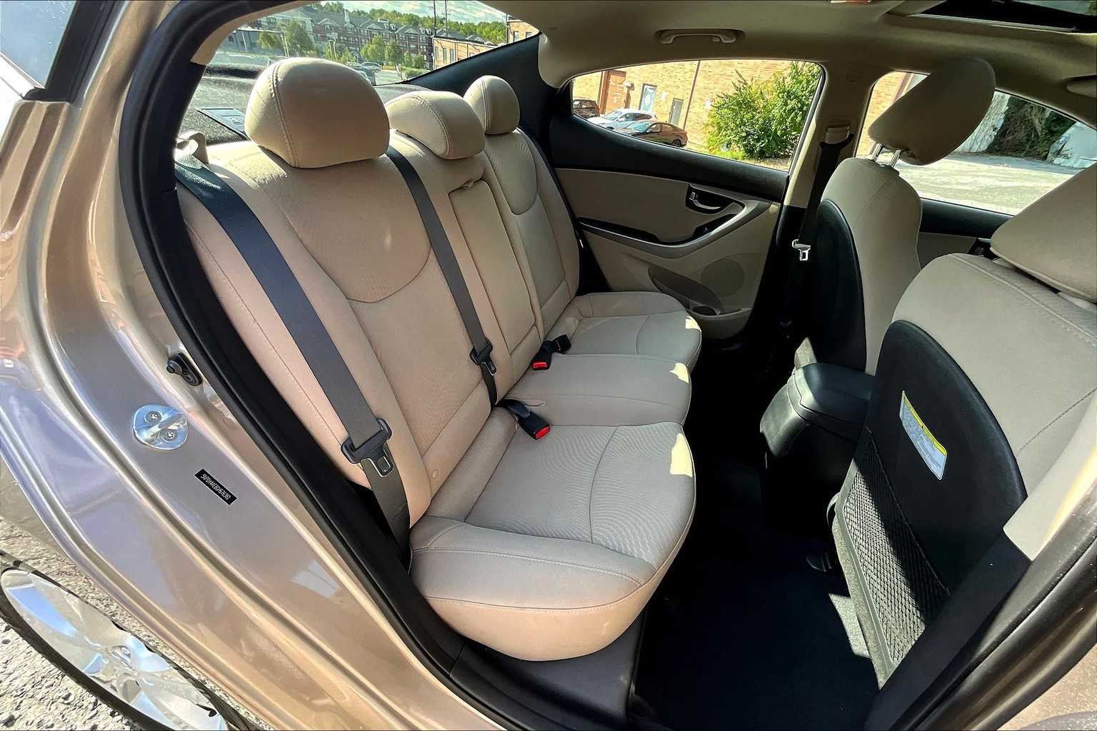 2016 Hyundai Elantra Value Edition photo 20