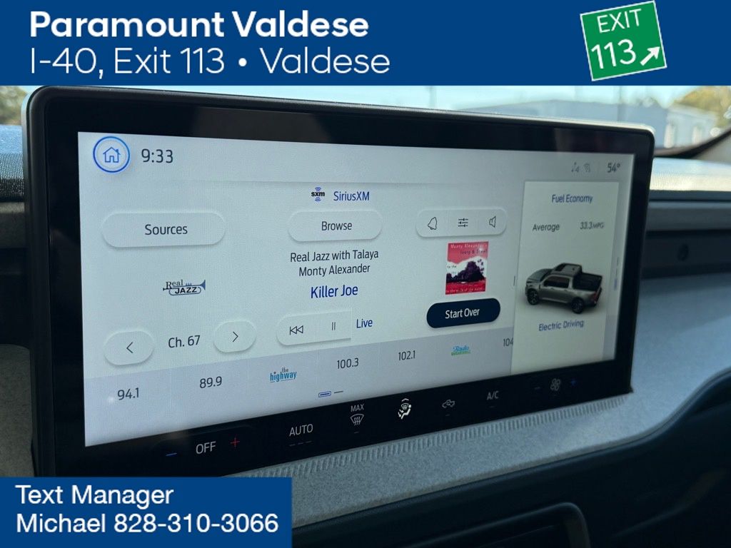 2025 Ford Maverick XLT photo 3