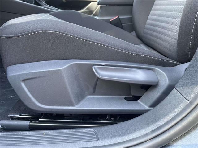 2025 Volkswagen Jetta 1.5T S photo 10