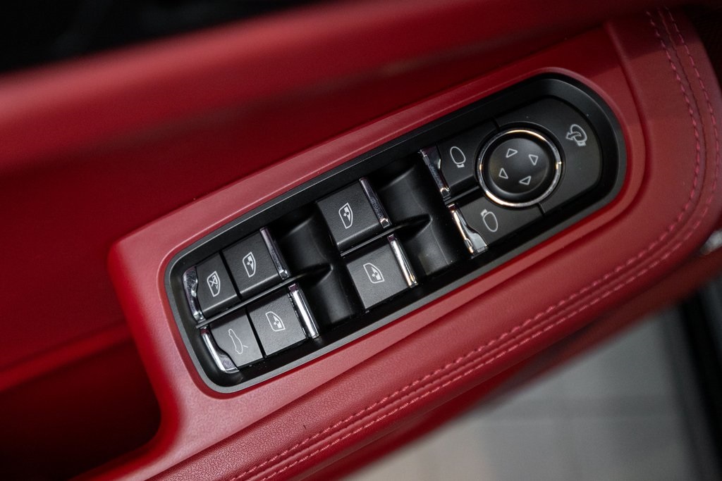2022 Porsche Macan GTS photo 17
