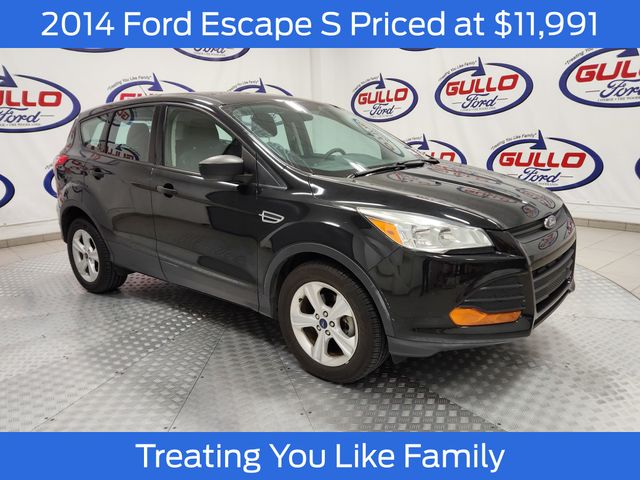 2014 Ford Escape S's photo