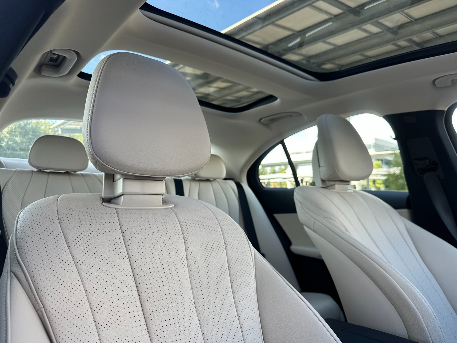 2026 Mercedes Benz E 350 4MATIC Sedan photo 16