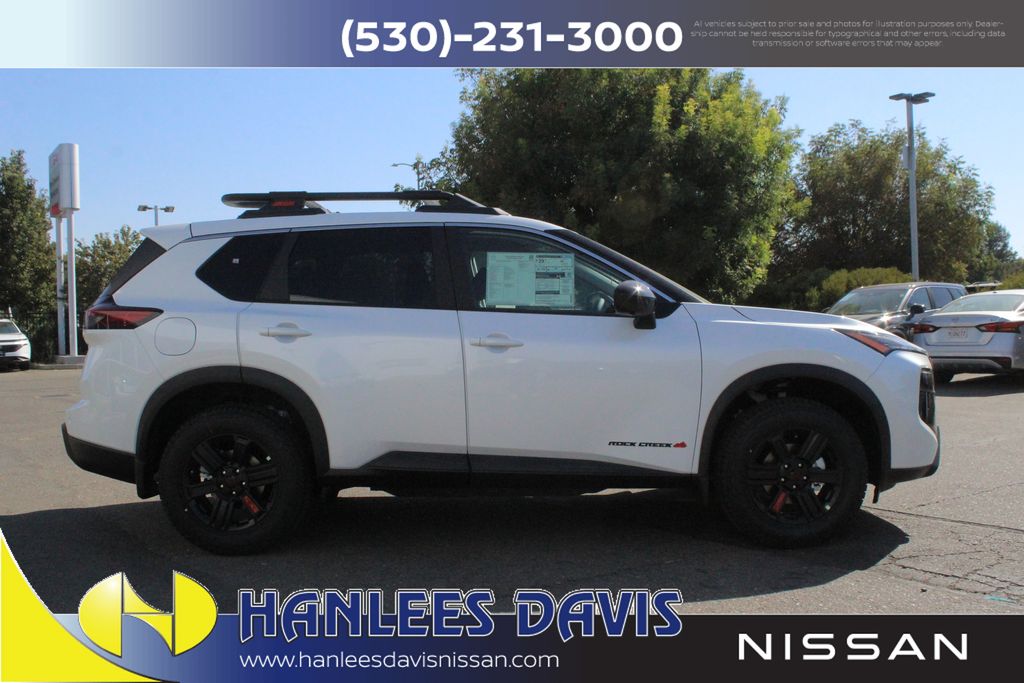 2026 Nissan Rogue SV photo 3